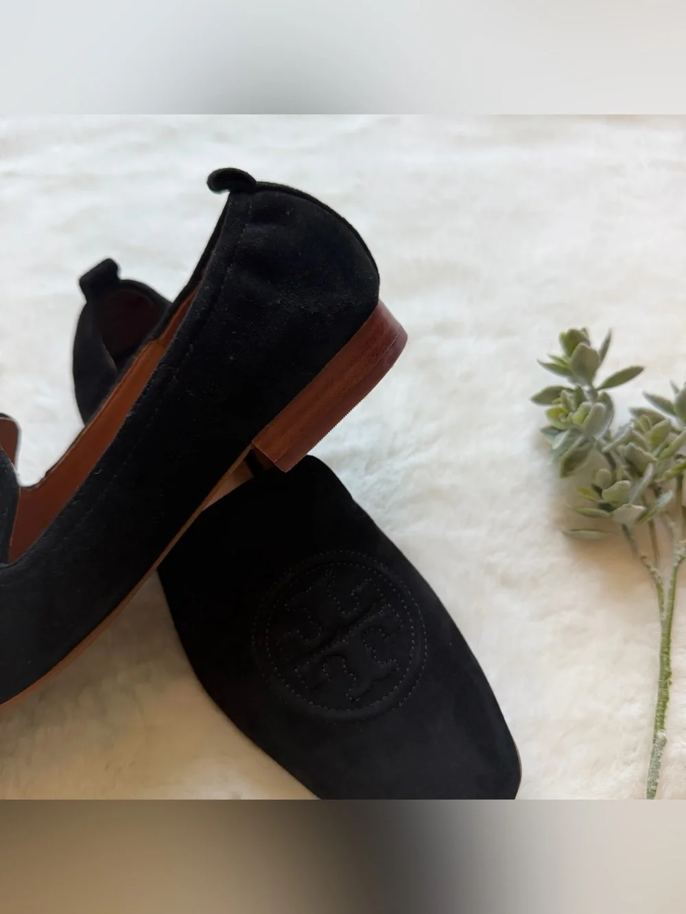 Tory Burch | EUC - Leigh Loafer - Size 8 - Black Silk Suede